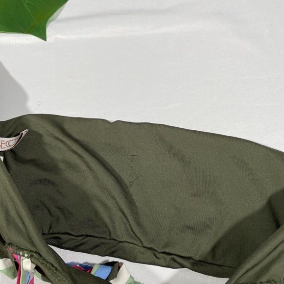 NEW Becca Quest Off Shoulder Bandeau Bikini Top Bayleaf Green‎ [ Small ] - Picture 8 of 12